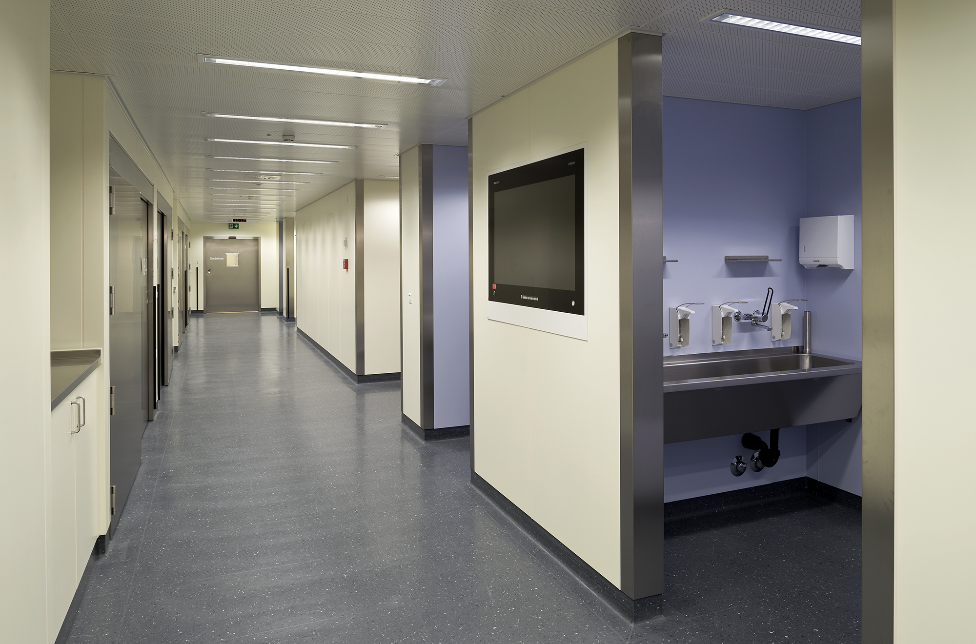 Inselspital-Bern-Kinderklinik-Bild-2_kor.jpg