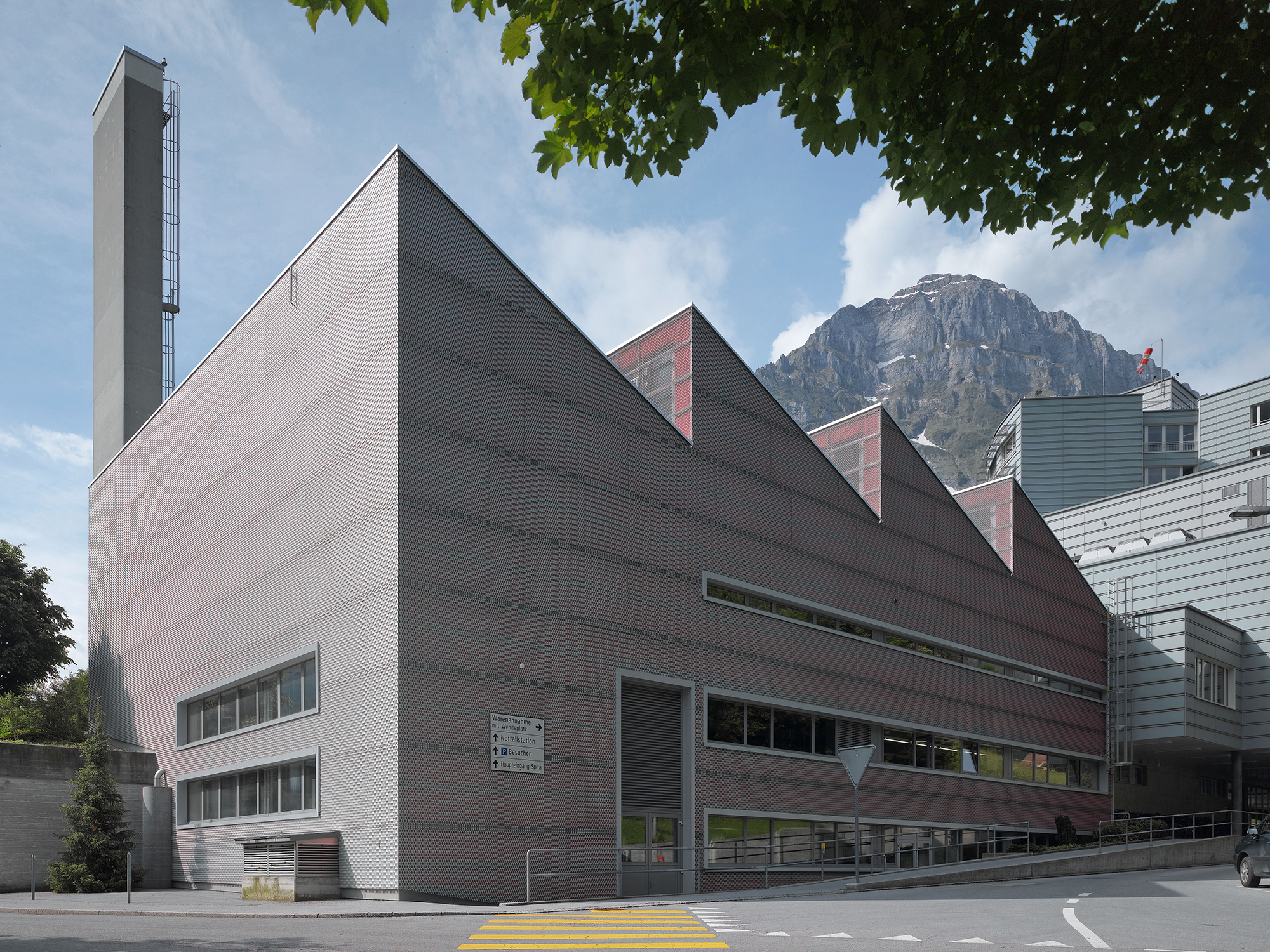 Kantonsspital-Glarus-Wäscherei-Haus-8-Bild-2.jpg